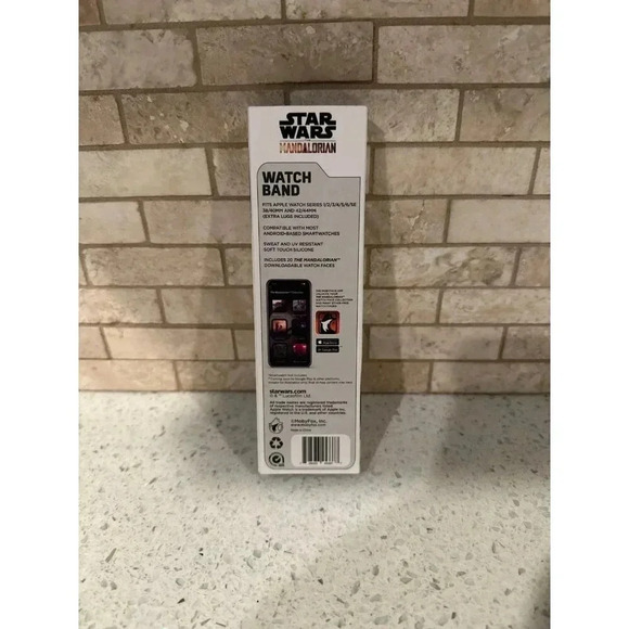 Star Wars Mandalorian The Child‎ Apple Watch Band NEW! (G5) - Picture 2 of 2